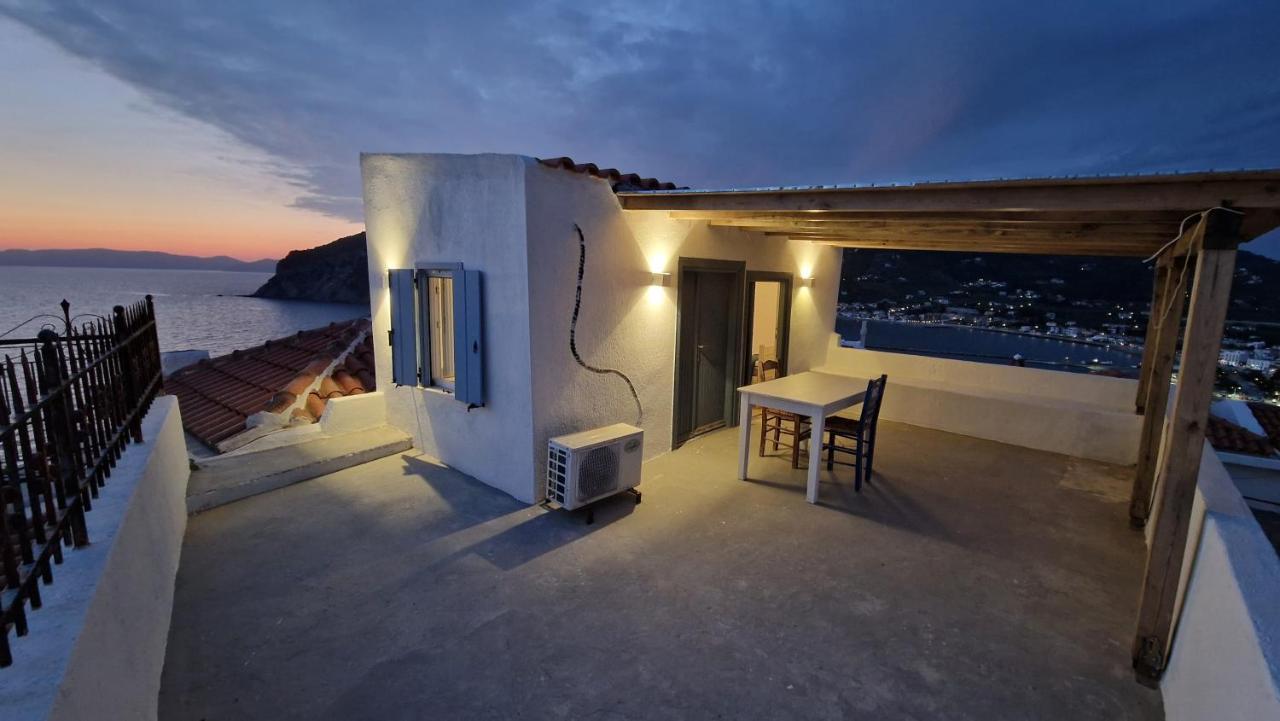 Peppermint Bay Villa Skopelos Town Exterior photo