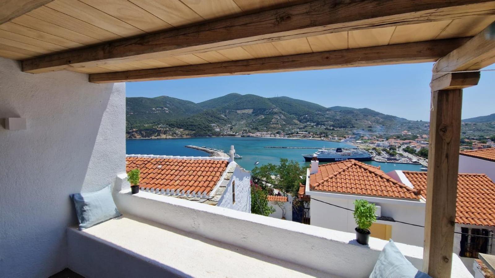 Peppermint Bay Villa Skopelos Town Exterior photo